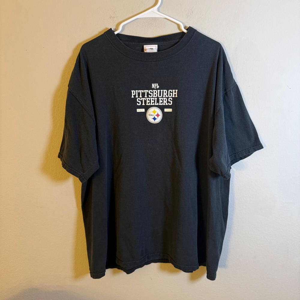 Vintage NFL Pittsburgh Steelers T-Shirt Mens XL Faded Black Graphic Tee EST 1933
